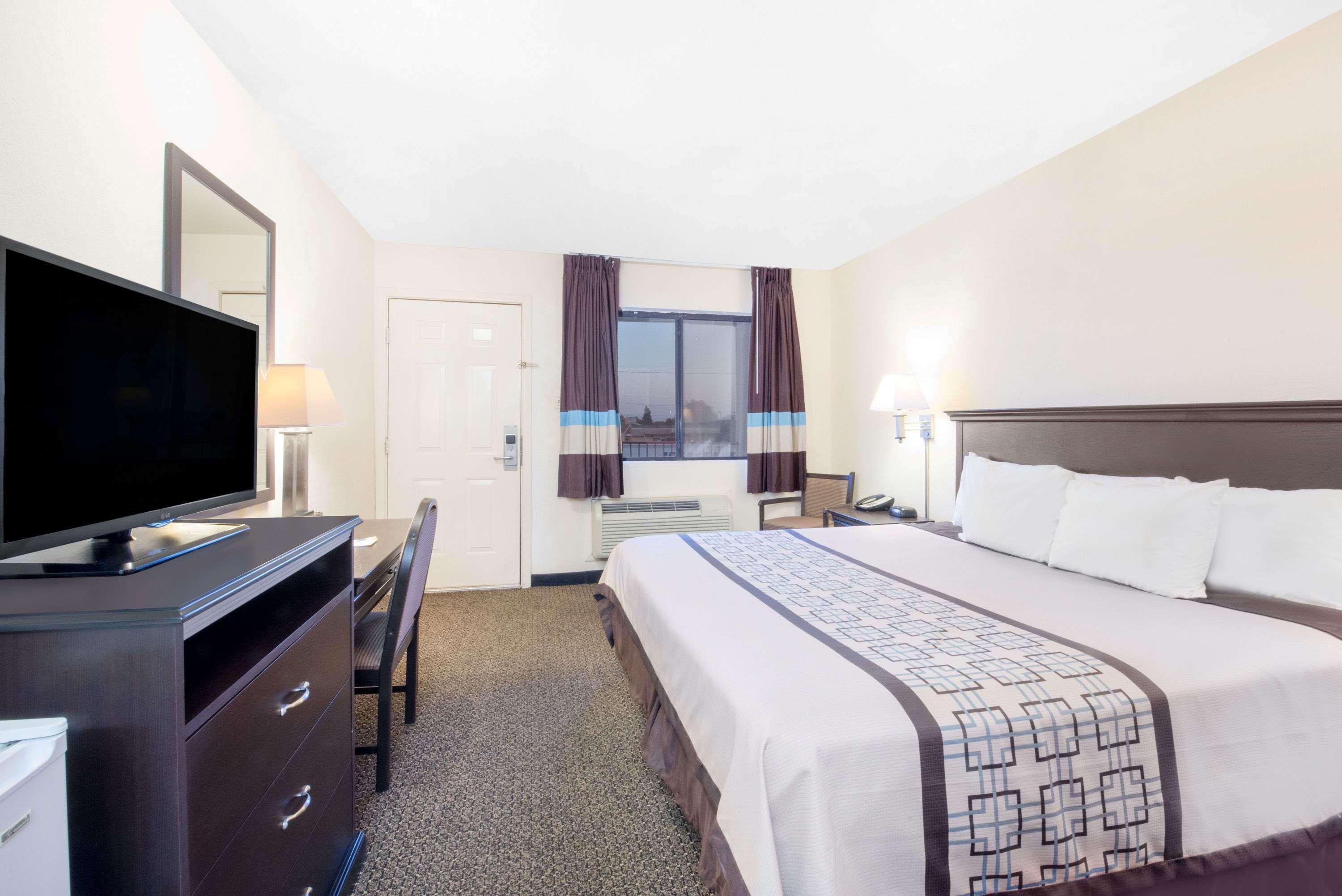 Days Inn By Wyndham Hobbs Luaran gambar
